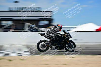 media/Mar-25-2024-Moto Forza (Mon) [[8d4319bd68]]/2-Advanced Group/Session 4 Front Straight Speed Pans/